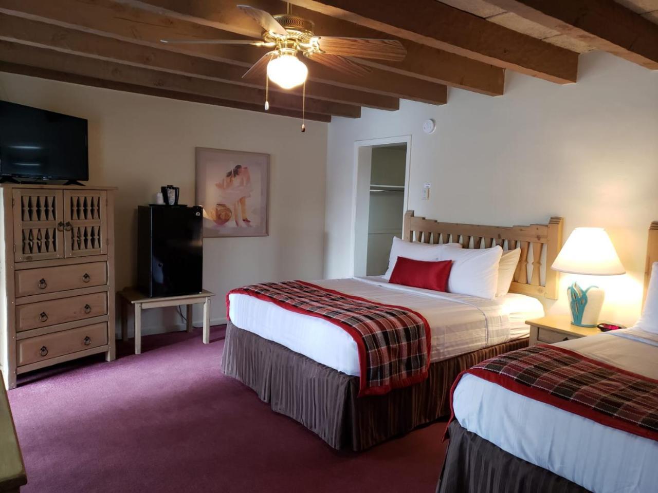 Kachina Lodge Resort And Meeting Center Τάος Εξωτερικό φωτογραφία
