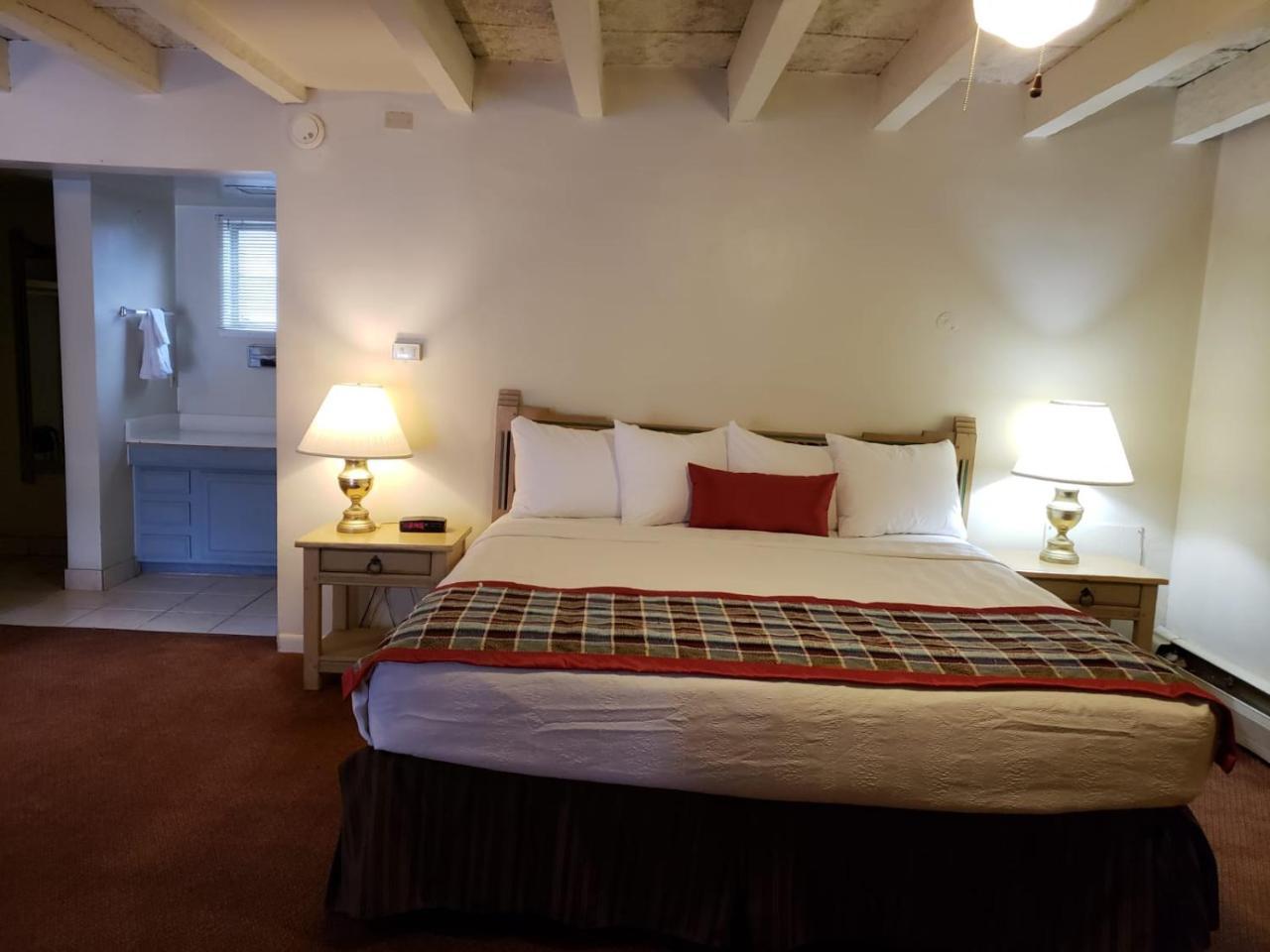 Kachina Lodge Resort And Meeting Center Τάος Εξωτερικό φωτογραφία