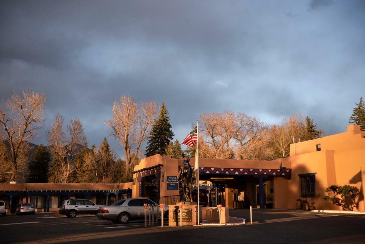 Kachina Lodge Resort And Meeting Center Τάος Εξωτερικό φωτογραφία