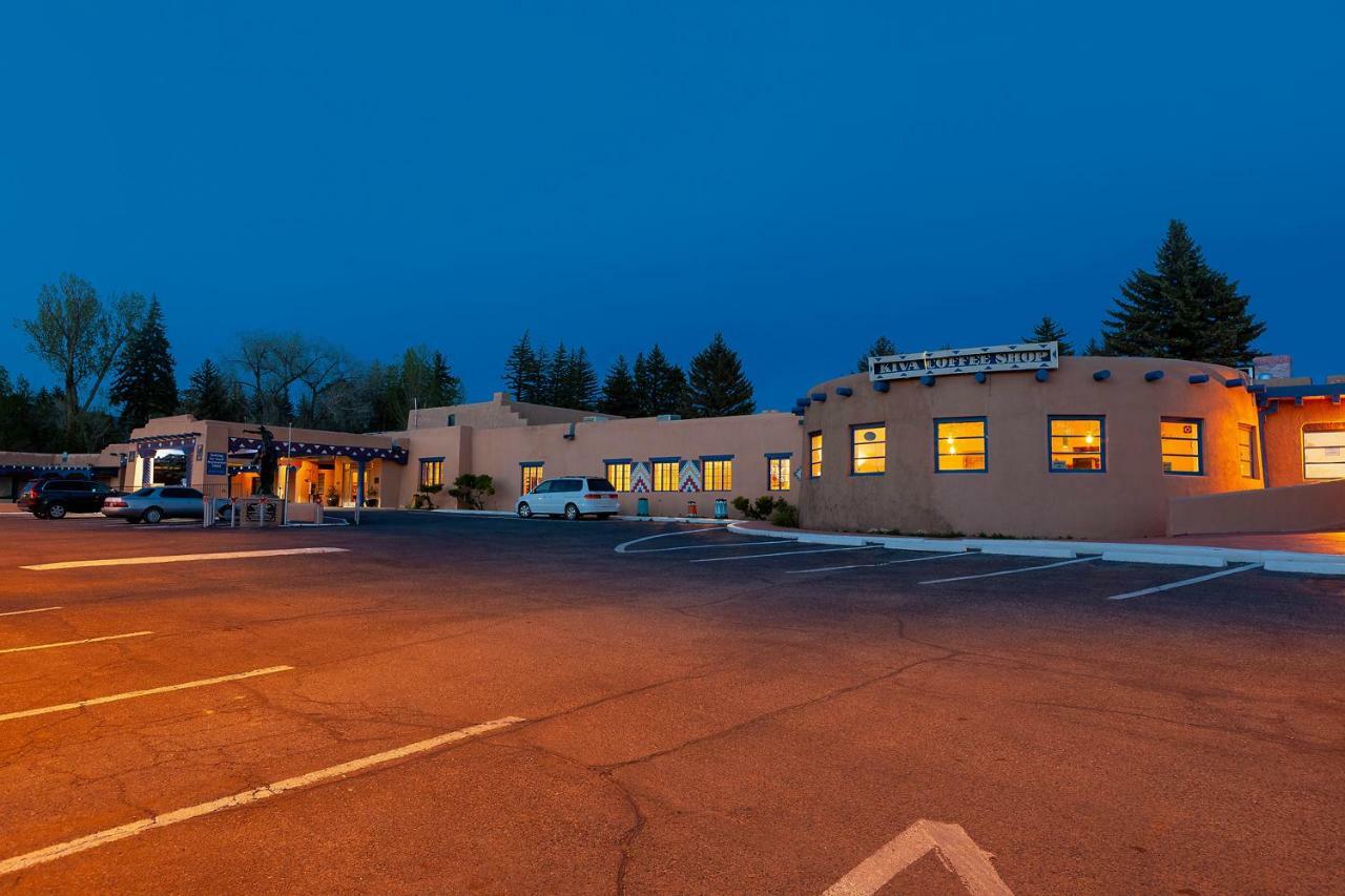 Kachina Lodge Resort And Meeting Center Τάος Εξωτερικό φωτογραφία